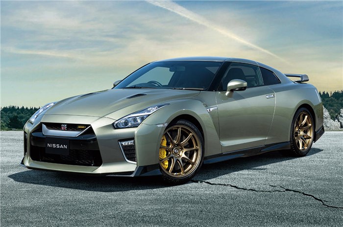 2022 Nissan GT-R revealed with two special edition models